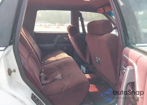 1995 Buick Century Special из США, поврежденный, VIN 1G4AG55M9S6421333